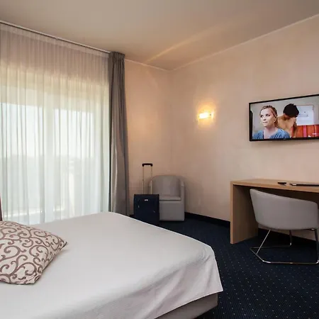 Palace Zingonia 4*